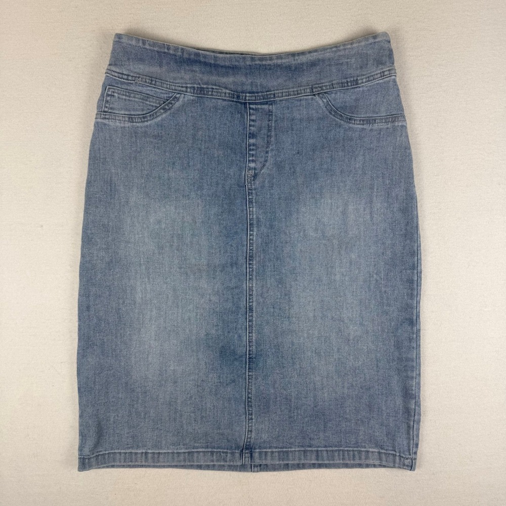 The Main Street Exchange Denim Pencil Skirt Light Wash Pull On Womens Size 10